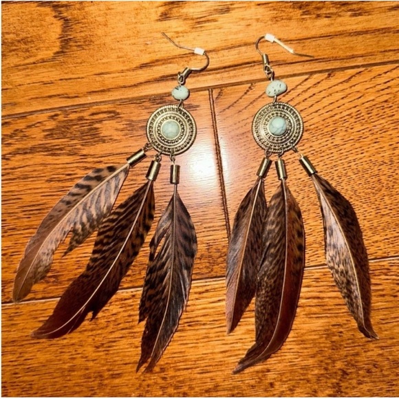 Aldo Jewelry - Feather earrings
